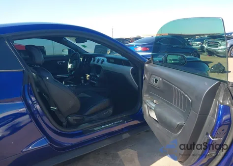 2016 Ford Mustang Gt Premium z USA, uszkodzony, nr VIN 1FA6P8CF6G5336744